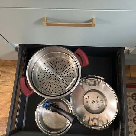 Modern Independent With Ac